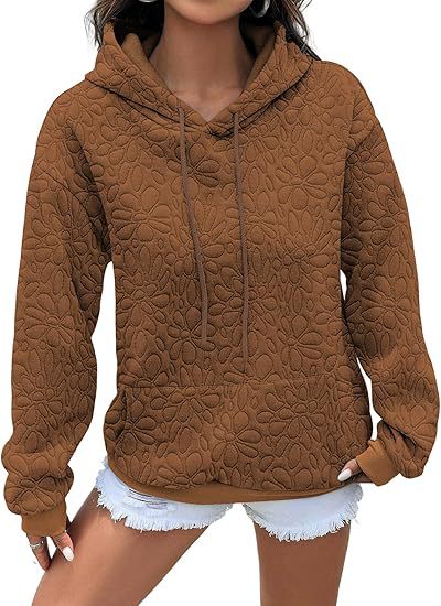 Hoodie femme avec embossage floral et coupe généreuse Chic & Stil