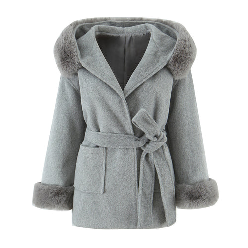 Elegant wool coat for women with removable faux fur collar Lune London