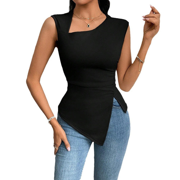 Asymmetrical top for women with elegant draping and trendy cut Chic & Stil