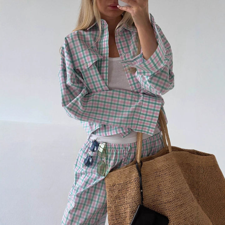 Casual plaid cotton shirt for women with a generous fit Lune London