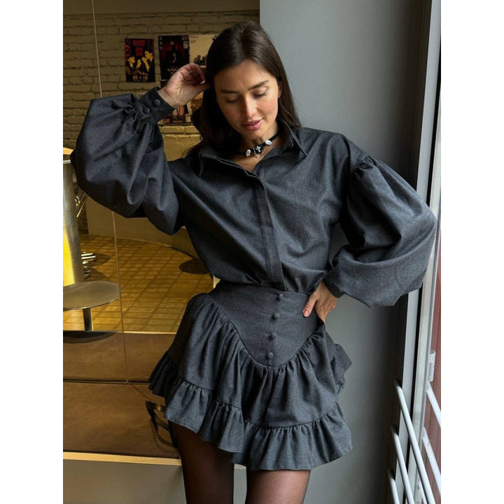 Trendy checkered blouse for women with ruffled details Lune London