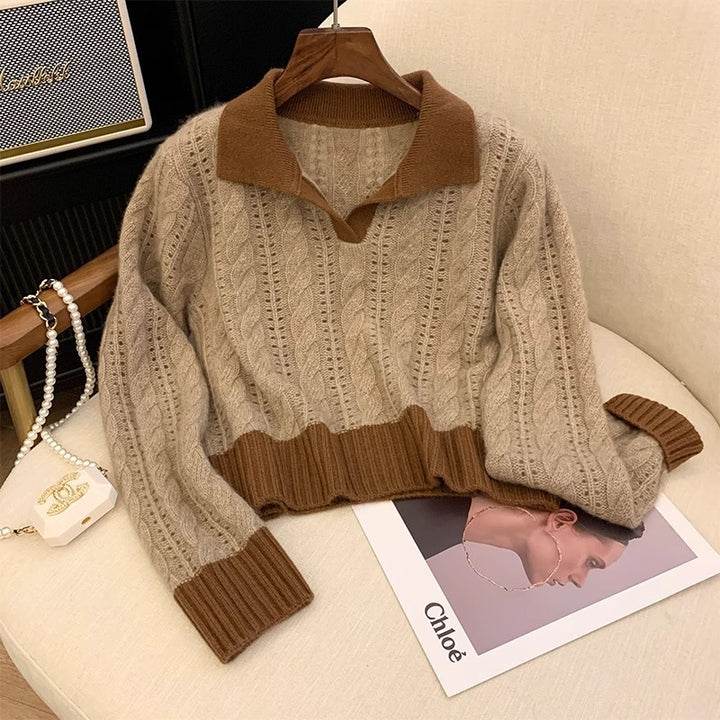 Stylish knitted sweater for women with a distinctive ribbed pattern and polo collar Lune London