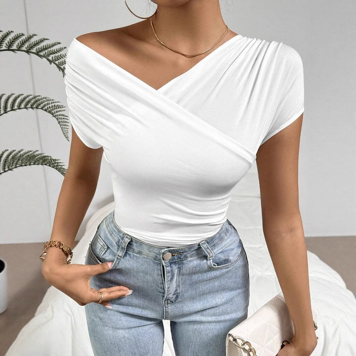 Rolled top for women with elegant cut Lune London