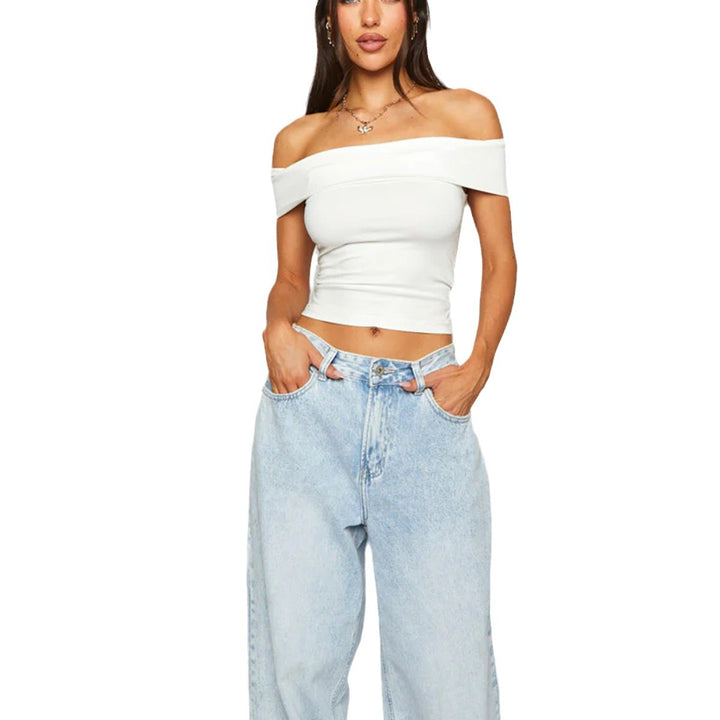 Women's Off-Shoulder Crop Top made of elastic material with figure-flattering design Lune London