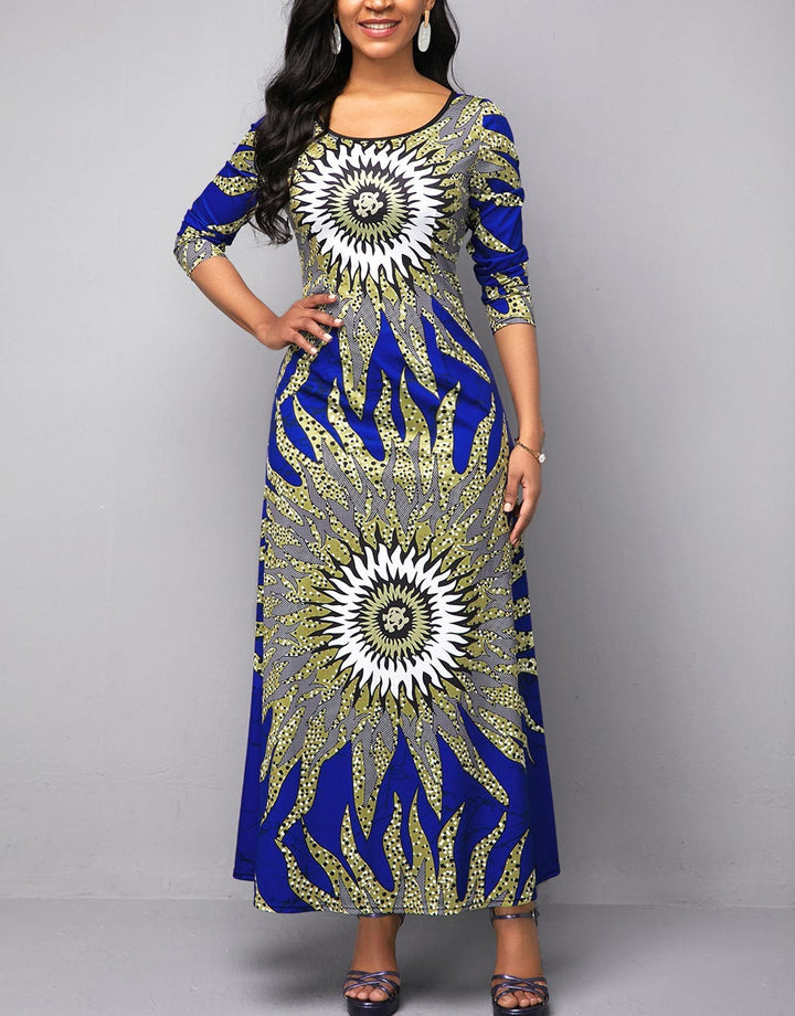 Maxi dress for women with an impressive graphic pattern and a round neck Lune London