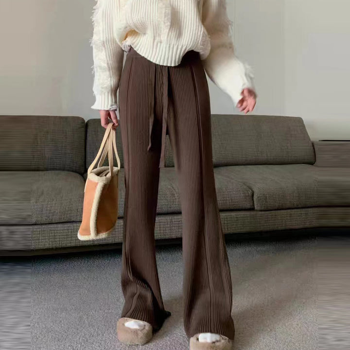 Ladies Comfortable Pleated Trousers with Elastic Waist and Wide Leg Lune London