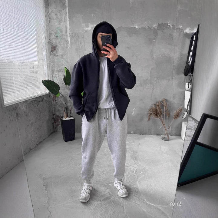 Oversized hooded jacket for women with zipper and kangaroo pockets Lune London