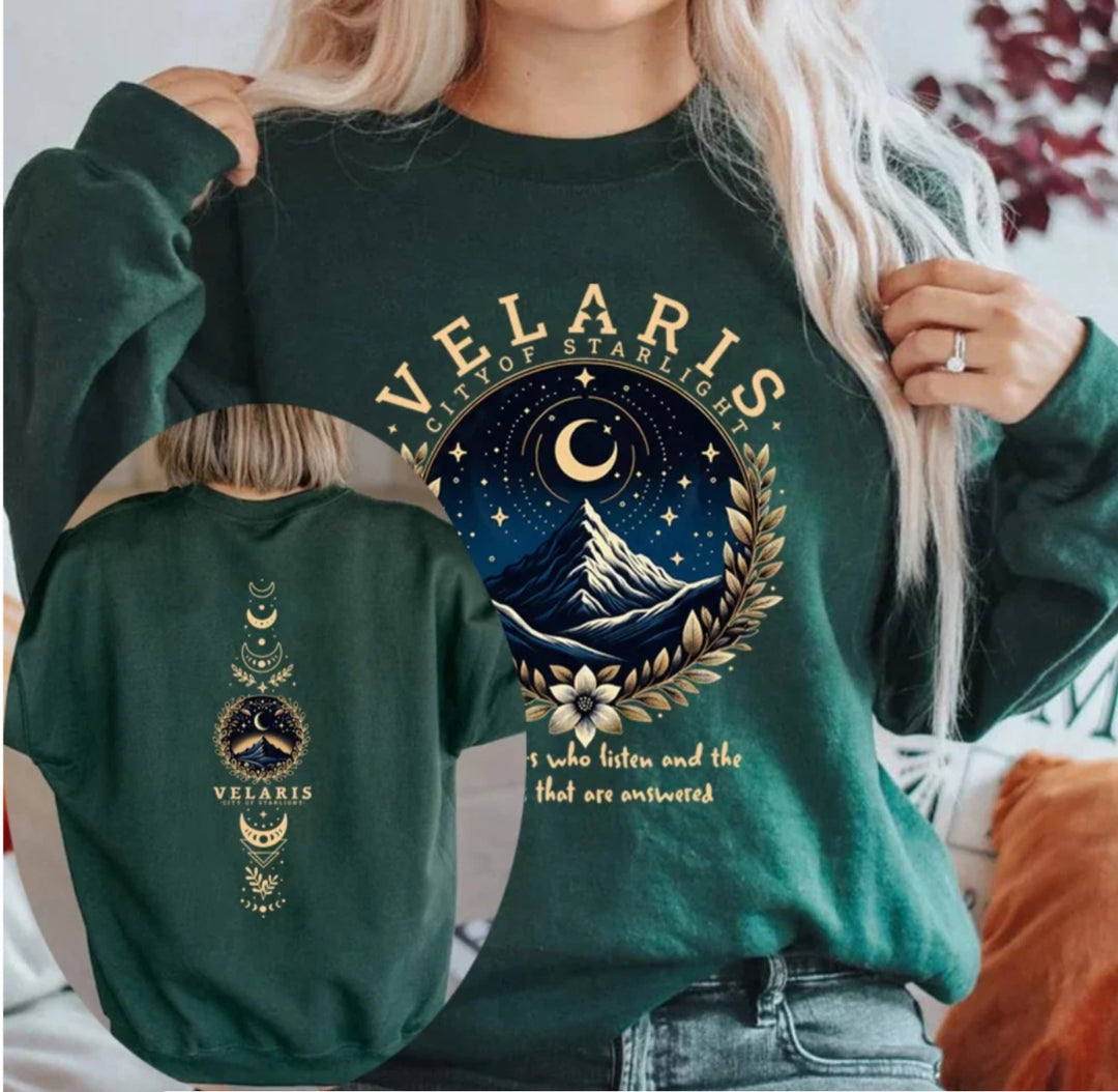 Women's sweatshirt with artistic night sky motif Chic & Stil