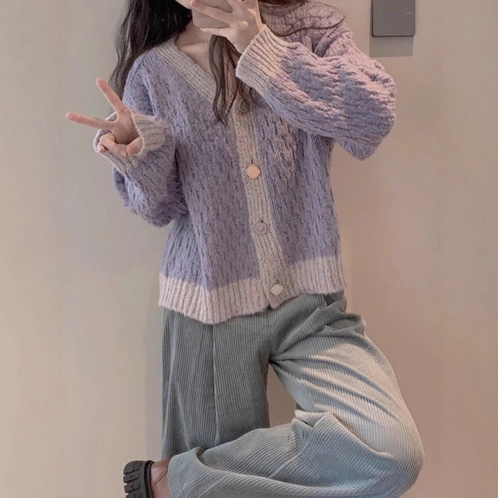 Cardigan confortable pour femmes avec détails de boutons Chic & Stil