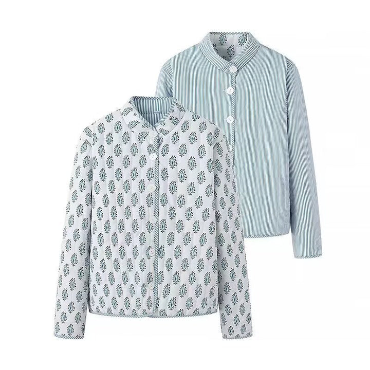 Veste matelassée à motif pour femmes avec design floral et détails de boutons Chic & Stil