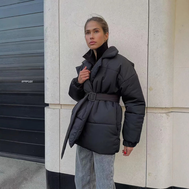 Elegant quilted coat for women with adjustable belt Lune London