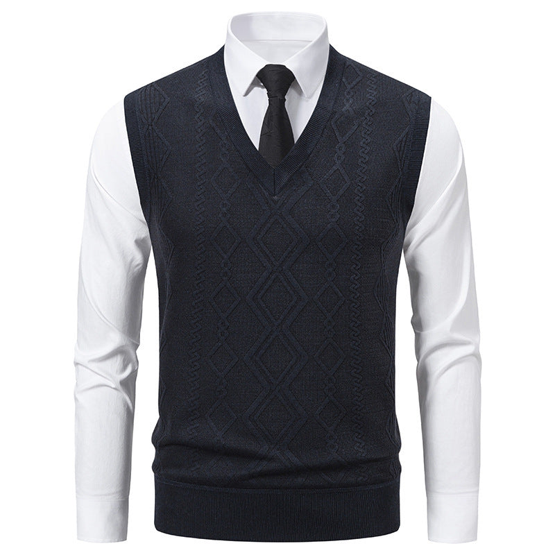 Men's Knit Sweater with V-Neck and Textured Cable Pattern Lune London