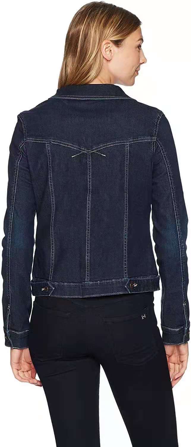 Veste en denim classique pour femmes avec coutures décoratives Chic & Stil