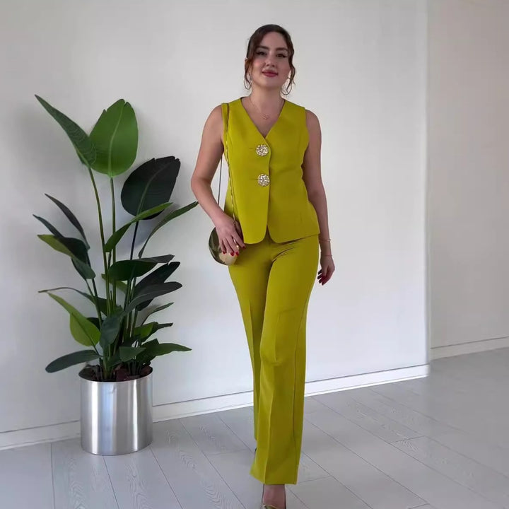 Ladies elegant set consisting of a sleeveless top and palazzo pants Lune London