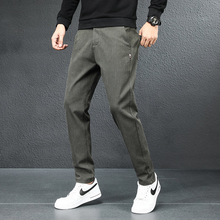 Comfortable and stylish leisure pants for men Lune London