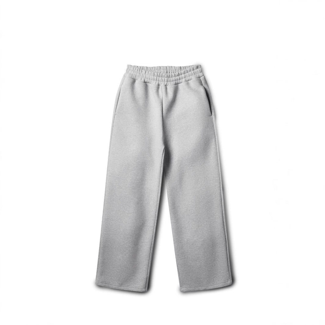Casual wide women's jogger pants with elastic waistband and convenient pockets Lune London