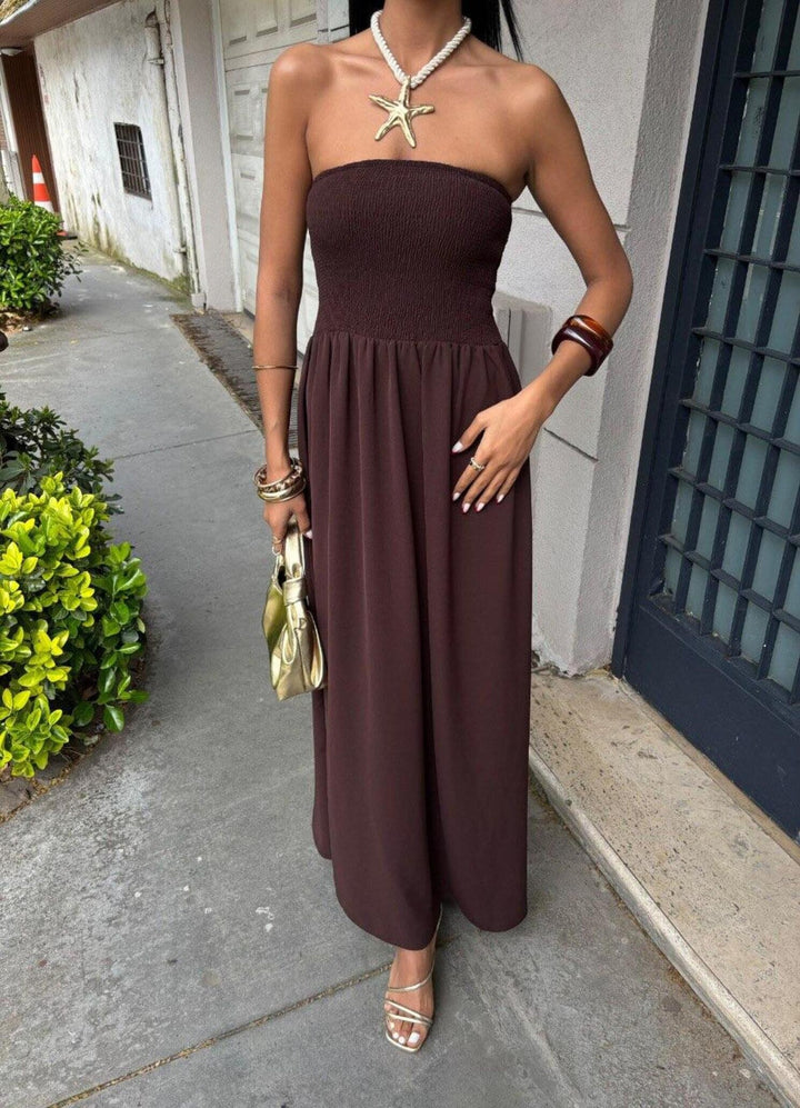 Sleeveless maxi dress for women with a gathered top Lune London