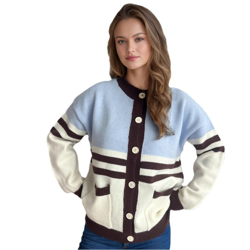 Gilet pour femmes avec des rayures décoratives et de grands détails de boutons Chic & Stil