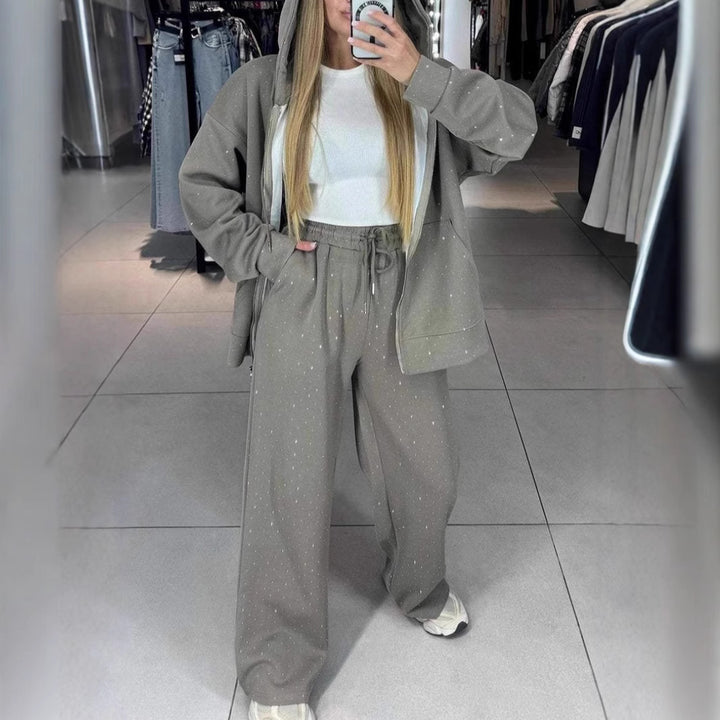 Ensemble de sweat à capuche décontracté et de pantalons de jogging pour femmes en matériau de haute qualité avec une coupe pratique Chic & Stil