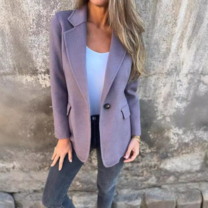Women's elegant and comfortable blazer made of high-quality materials Chic and Style
