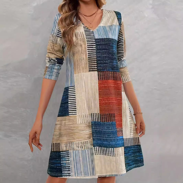 Summer dress for women with graphic pattern and relaxed fit Lune London