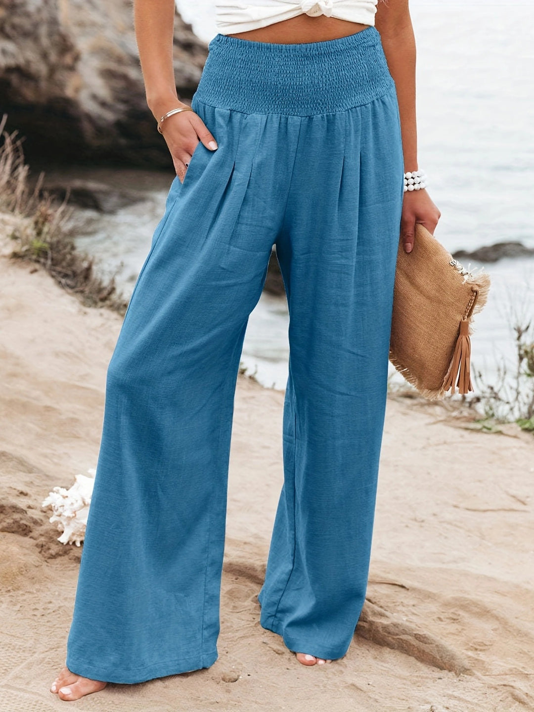 Loose summer pants for women with elastic waist and elegant draping Lune London