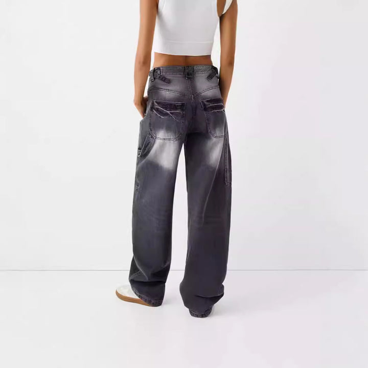 Women's wide High-Waist jeans with elegant cut and casual design Lune London