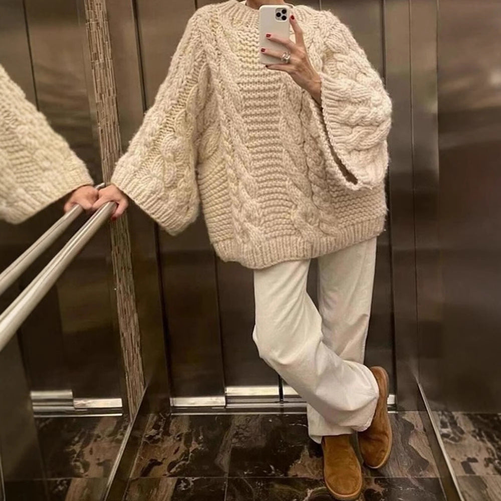 Oversized chunky knit sweater for women with an artistic braided pattern Lune London