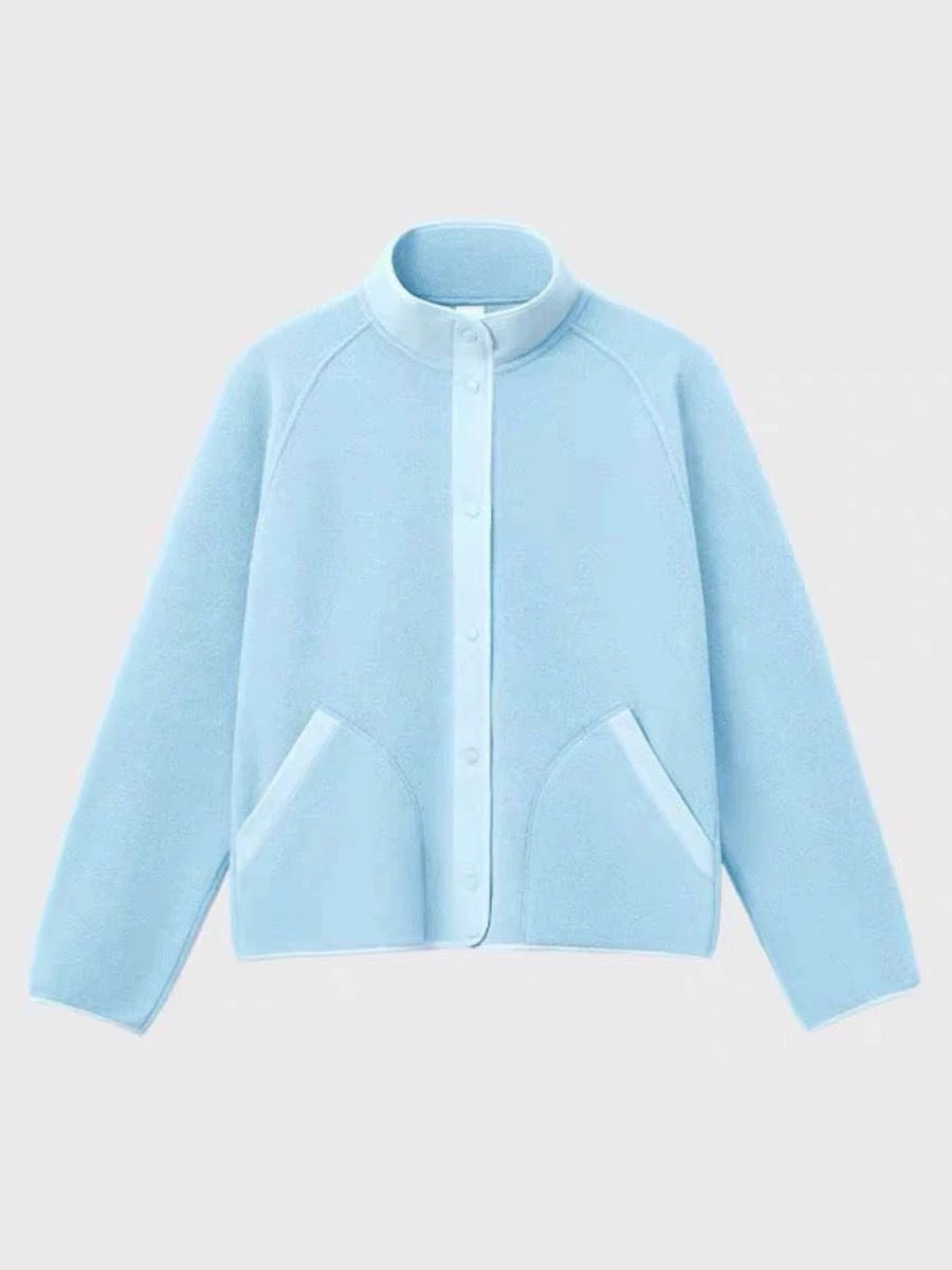 Veste en polaire confortable pour femmes avec col élastique et poches pratiques Chic & Stil
