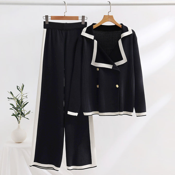 Elegant loungewear set for women with contrasting details Lune London