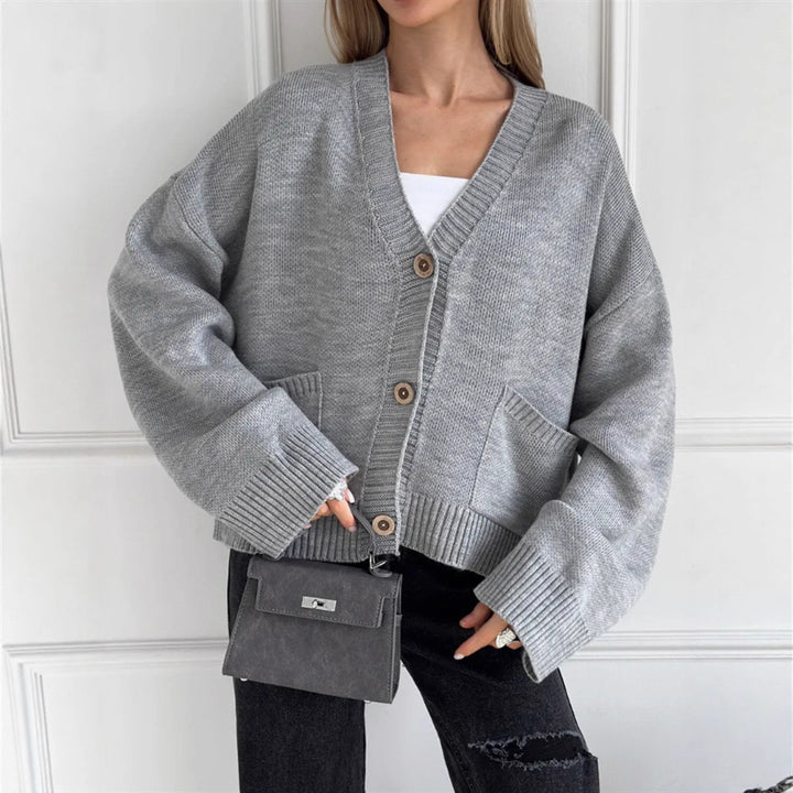 Women Chunky Knit Cardigan with Convenient Pockets Lune London