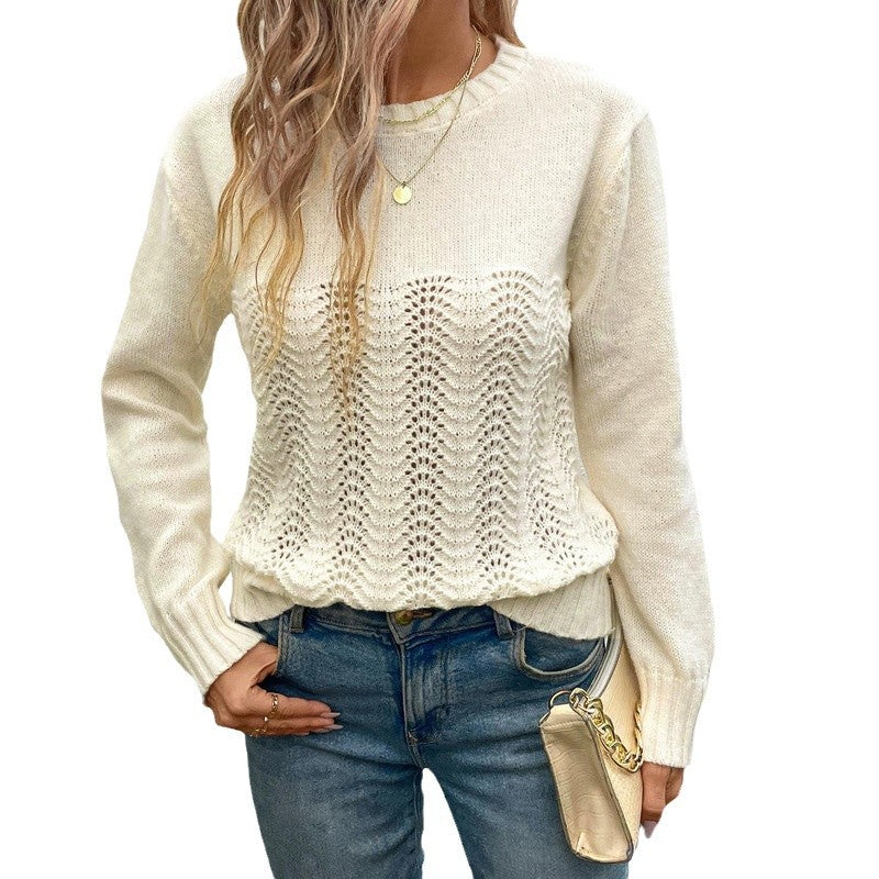Knitted sweater for women with a refined wavy pattern as well as great flexibility Lune London