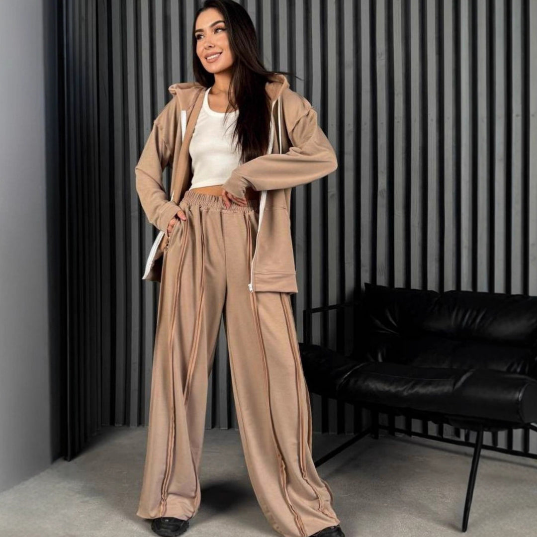 Women Comfortable and Stylish Jogging Set with Oversized Hoodie Lune London