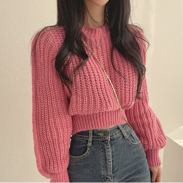 Chunky knit sweater for women with a loose fit and drop shoulders Lune London