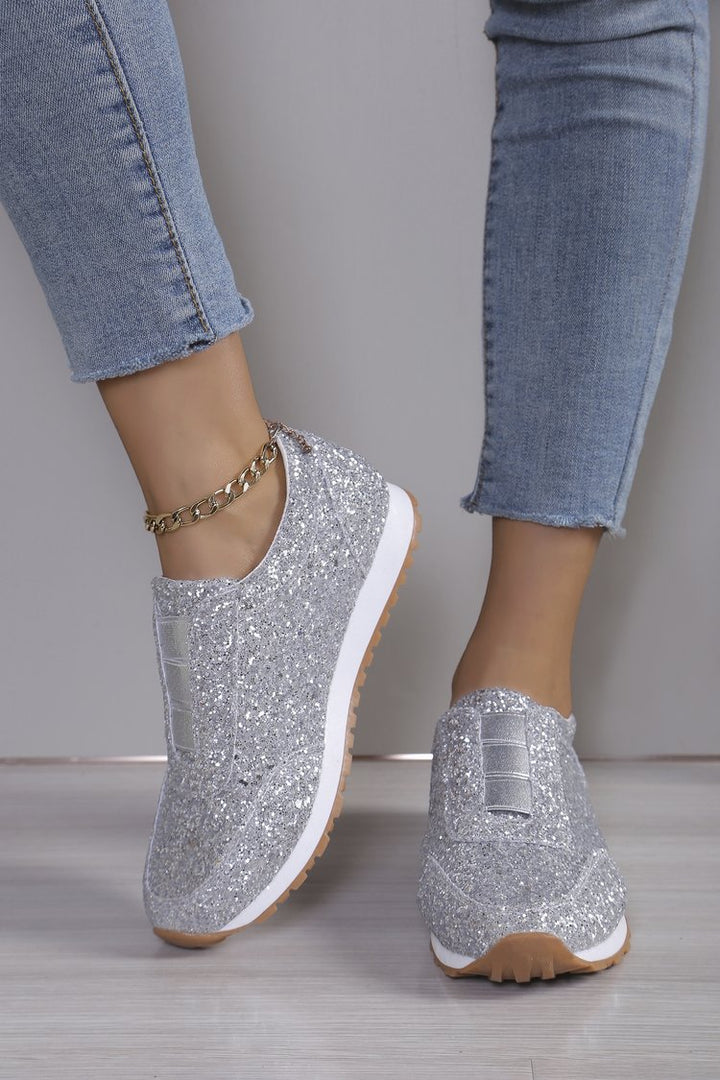Chic and Stylish Slip-On Sneakers for Women