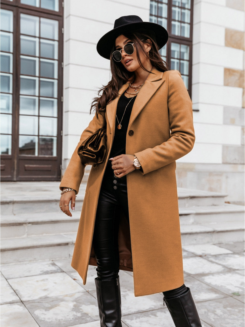 Ladies Elegant Long Sleeve Coat made of High-Quality Material Lune London