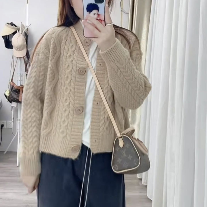 Cardigan confortable pour femmes avec motif en cable Chic & Stil 1772285547