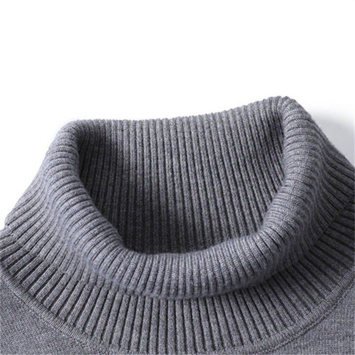 Lune London | Men's knitted sweater with high collar and fine rib pattern