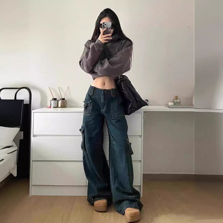 Women's Cargo Jeans In A Casual Oversized Style with Practical Side Pockets Lune London
