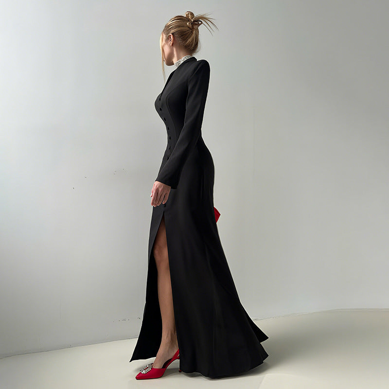 Elegant maxi dress for women with a fitted cut and buttons Lune London