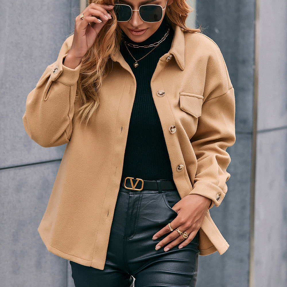 Oversized fleece jacket for women with practical pockets and trendy cut Lune London