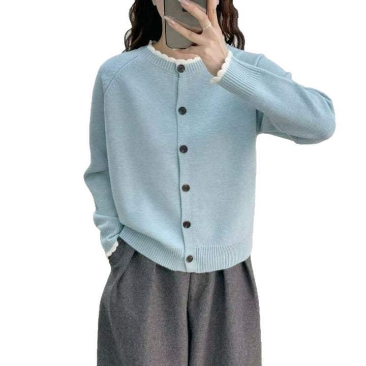 Ladies cozy knit cardigan with ribbed detail and button closure Lune London