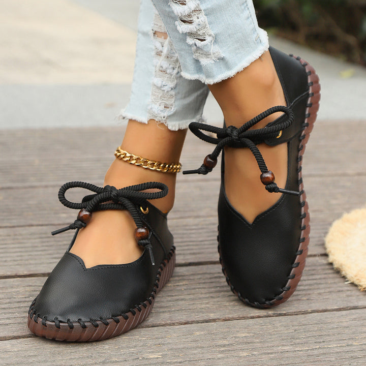 Elegant women's lace-up flat leather shoes Lune London