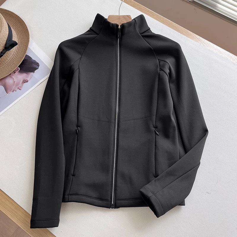 Veste de sport respirante pour femmes avec col haut Chic & Stil