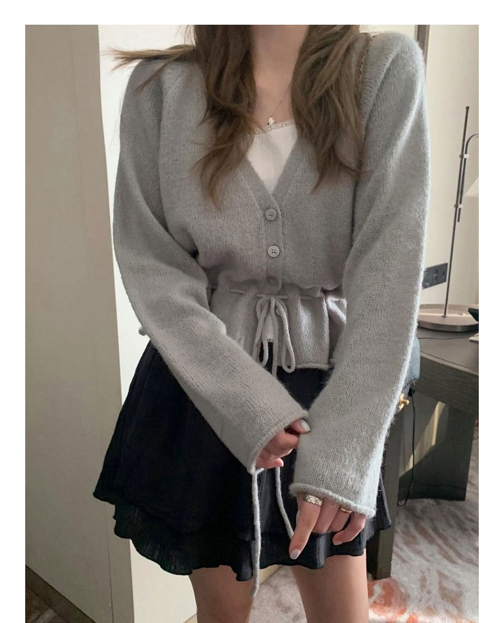 Women’s trendy vest with belt detail and loose fit Lune London