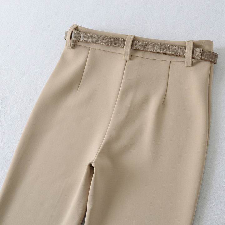 Women's flared pants with fitted waist and decorative belt Lune London