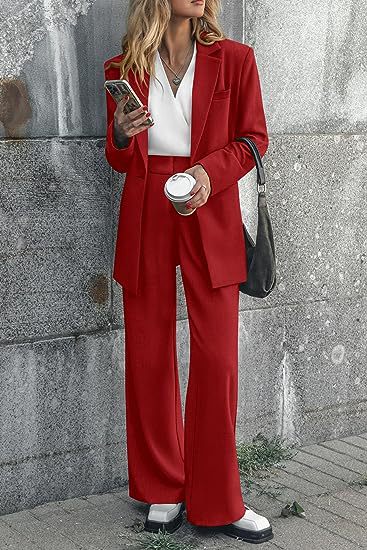 Chic and Stylish Elegant Set for Women with Wide Trousers and Modern Blazer
