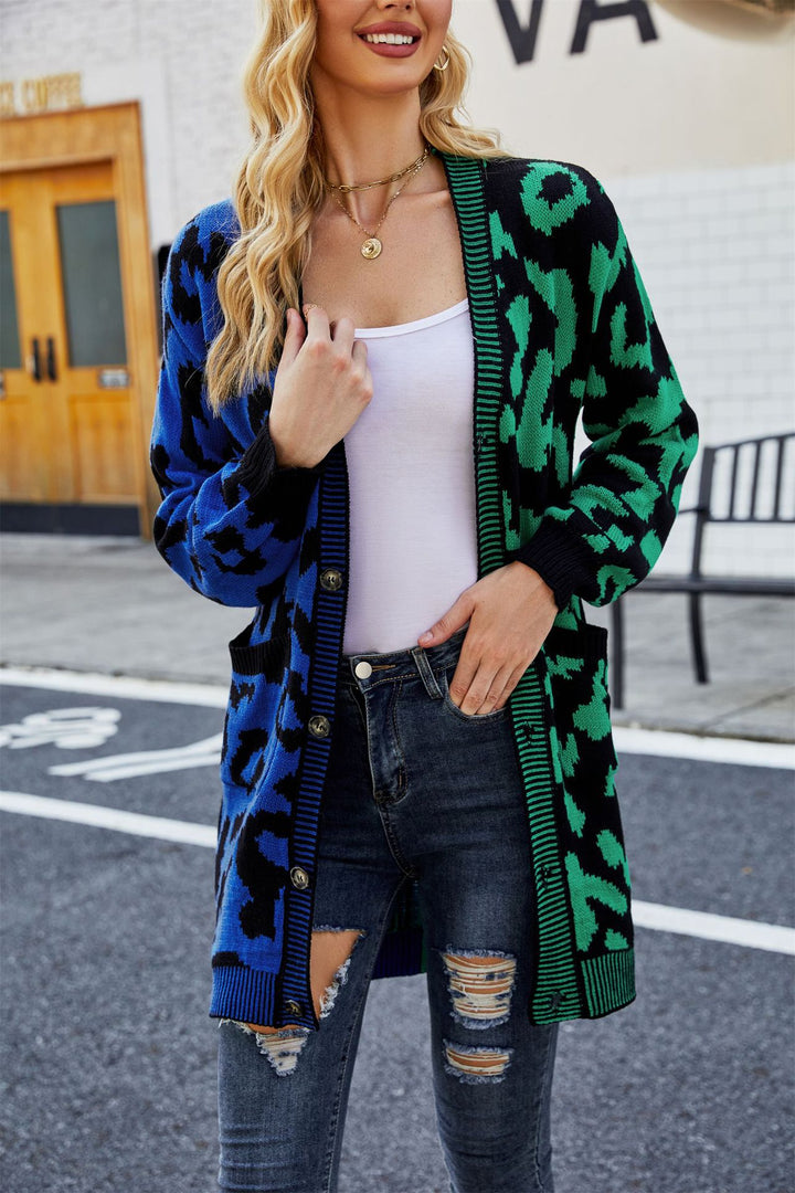 Cardigan pour femmes à coupe longue avec motif accrocheur Chic & Stil