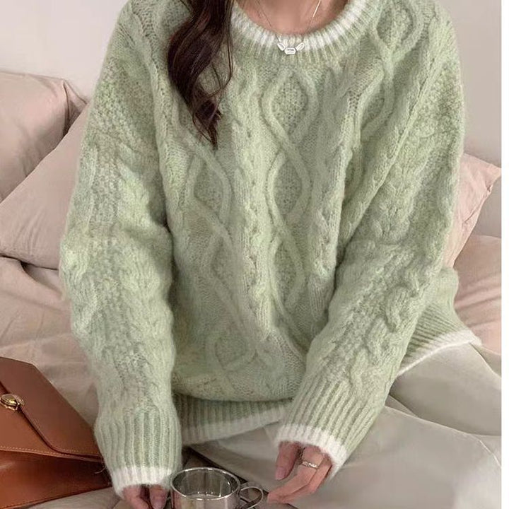 Chunky knit sweater for women with twisted pattern and contrasting collar finish Lune London