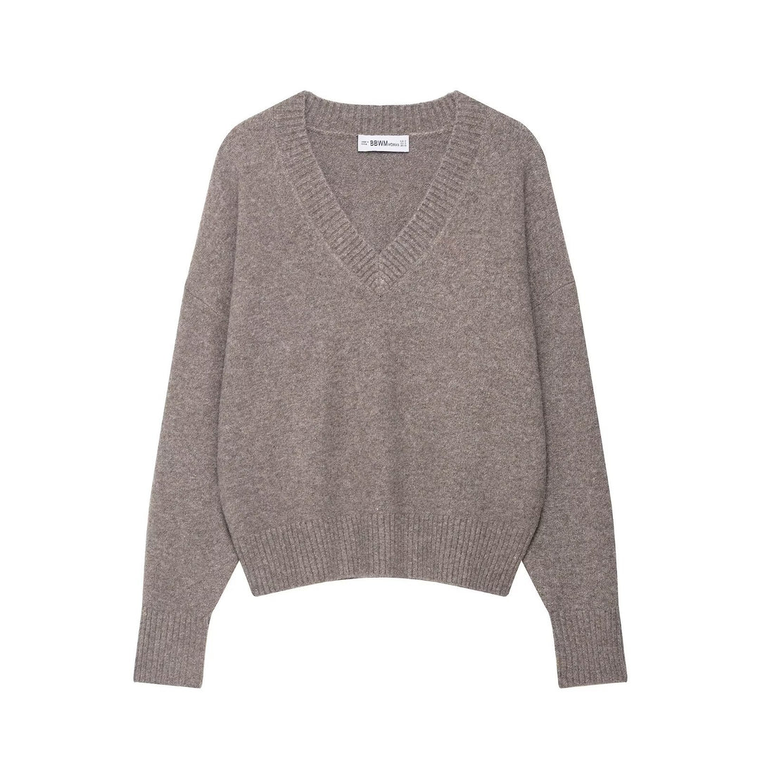 Ladies Cozy V Neck Sweater in high quality merino wool Lune London